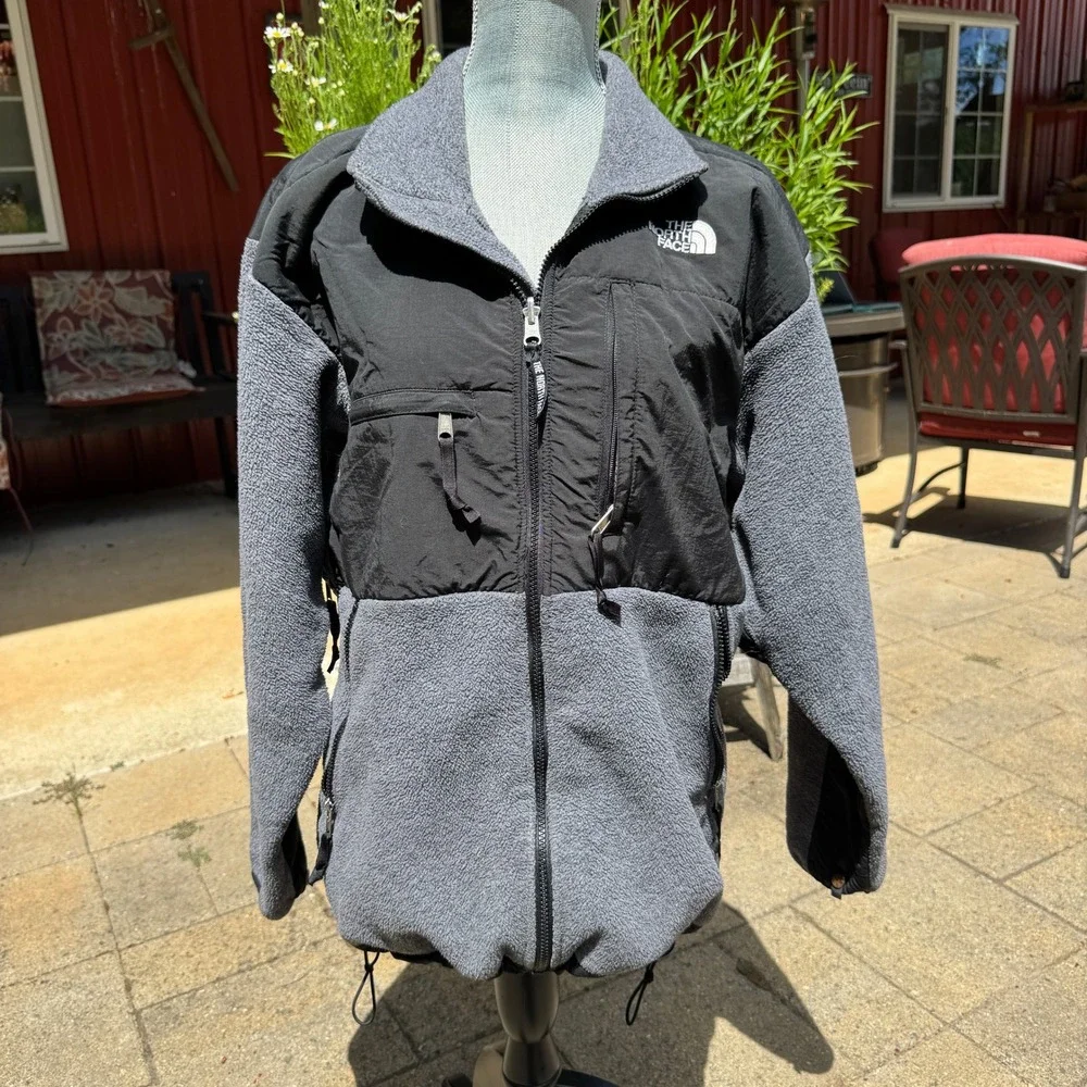 The North Face Men Retro Denali Jacket Grey Black Full Zip Fleece NF0A3XAU Large
